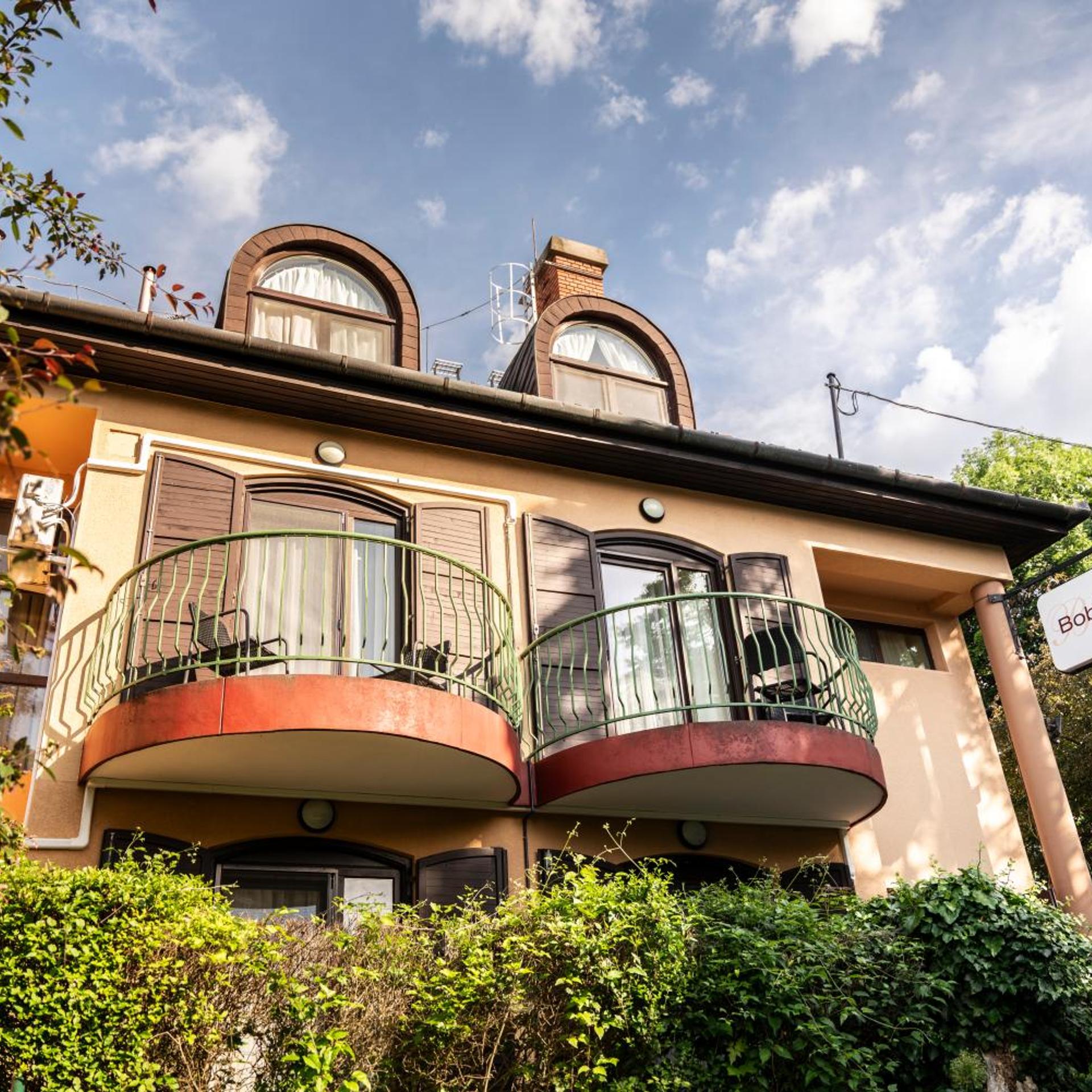 Bobbio Hotel 2/55