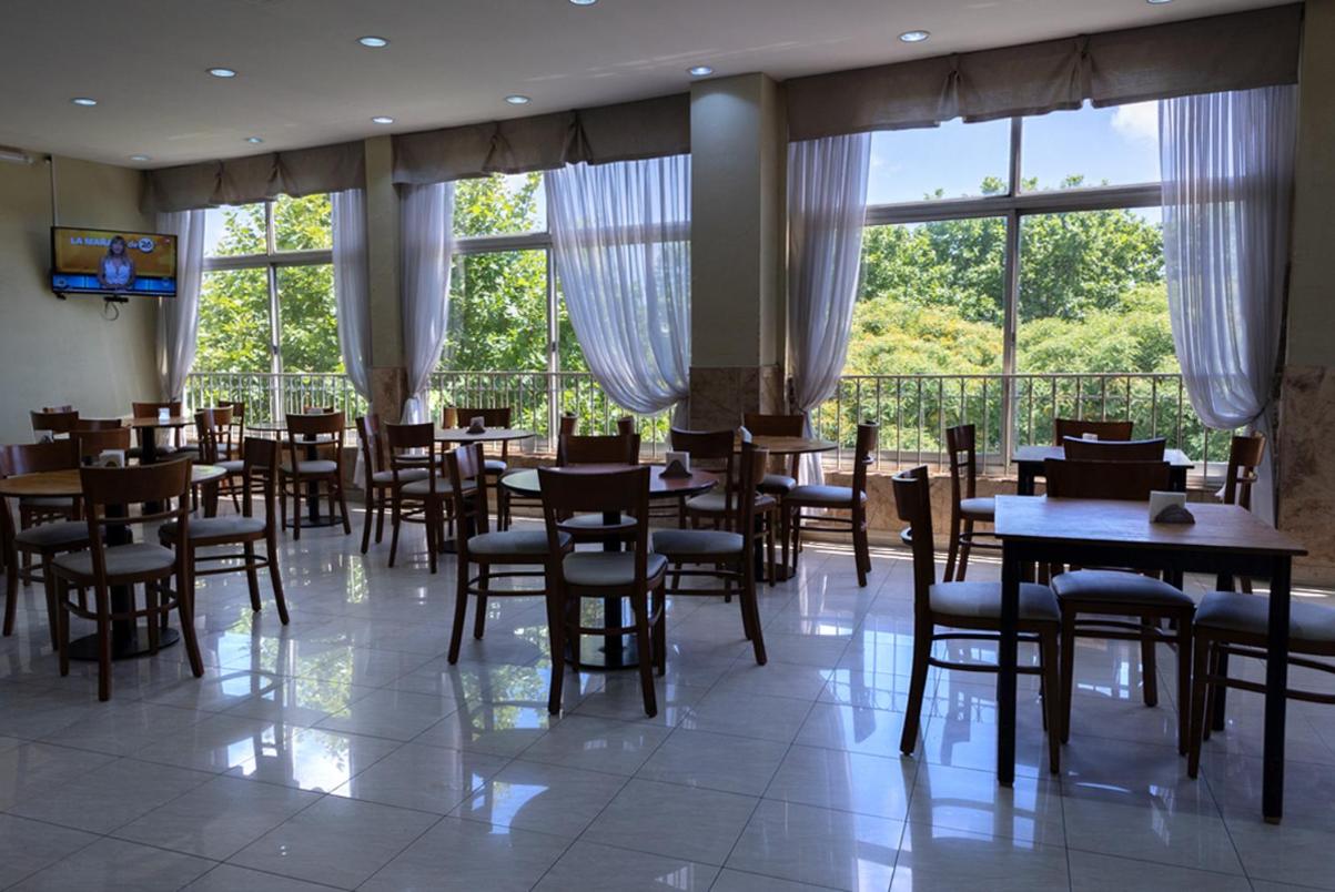 LUEY HOTEL 30/38