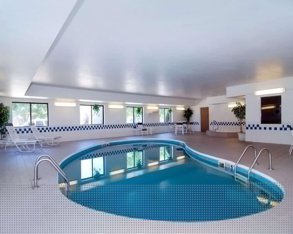 swimming pool spa