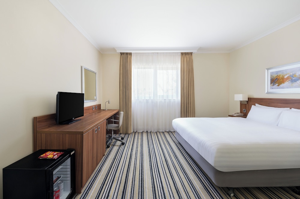 STANDARD, KING BED