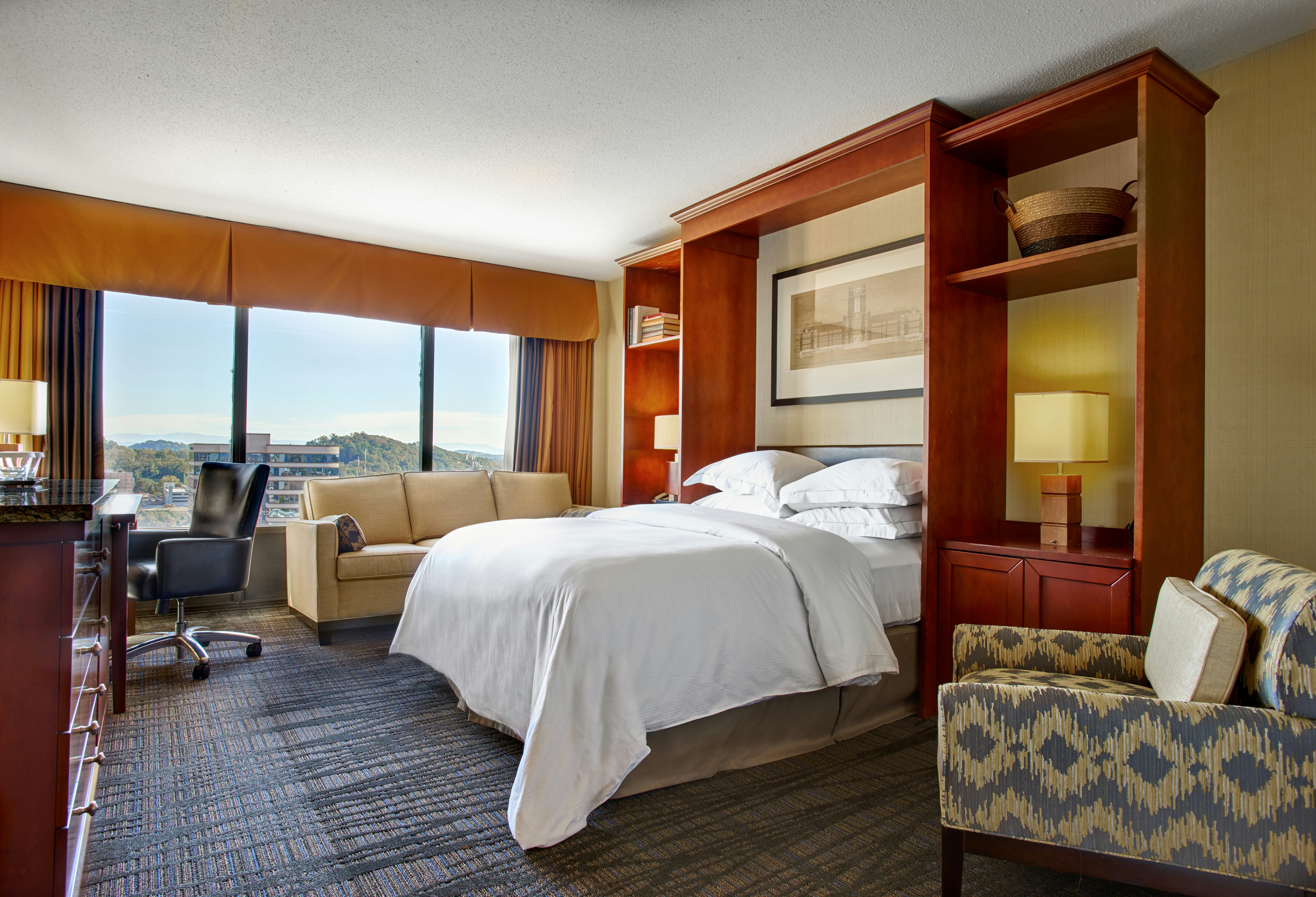 HILTON KNOXVILLE 6/34