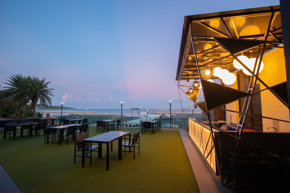 Att Boutique Hotel 54/66