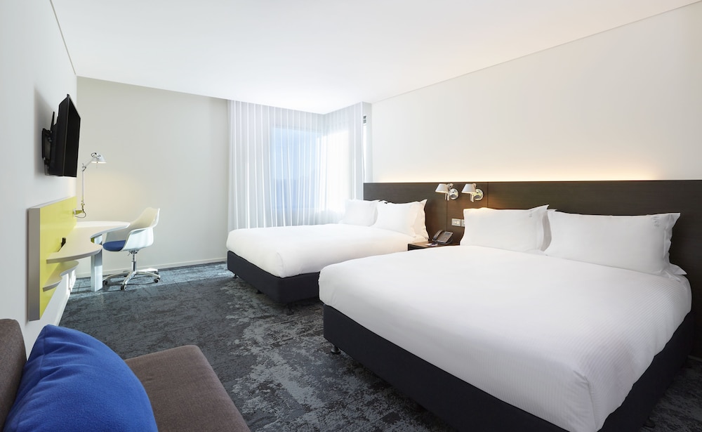 غرفة قياسية بسريرين منفصلين، Holiday Inn Express Sydney Macquarie Park 3/10