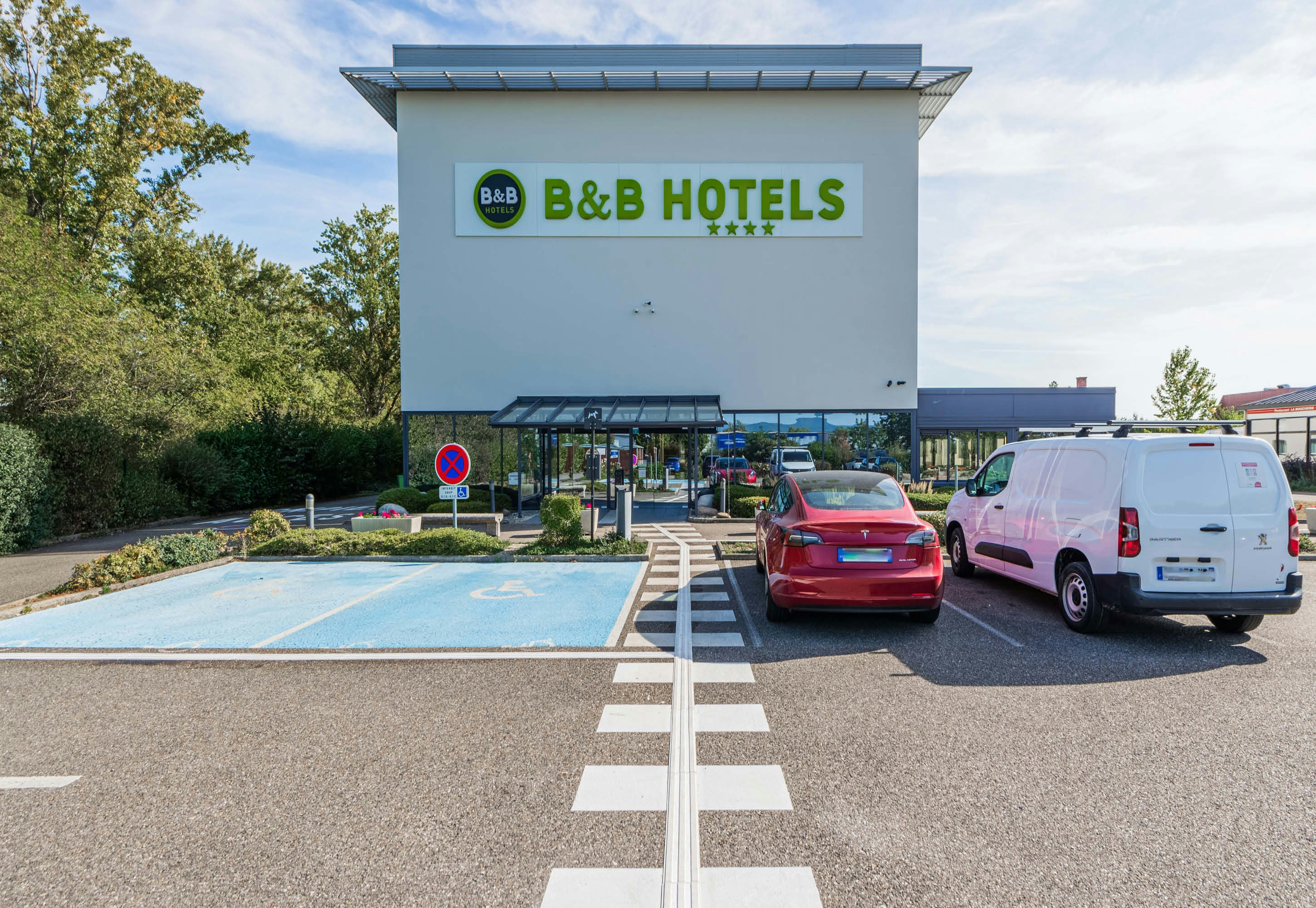 B&B HOTEL Colmar Liberte 4 etoiles 36/40