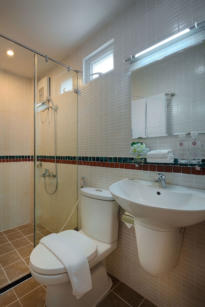 LITTLE SAIGON BOUTIQUE HOTEL 29/70