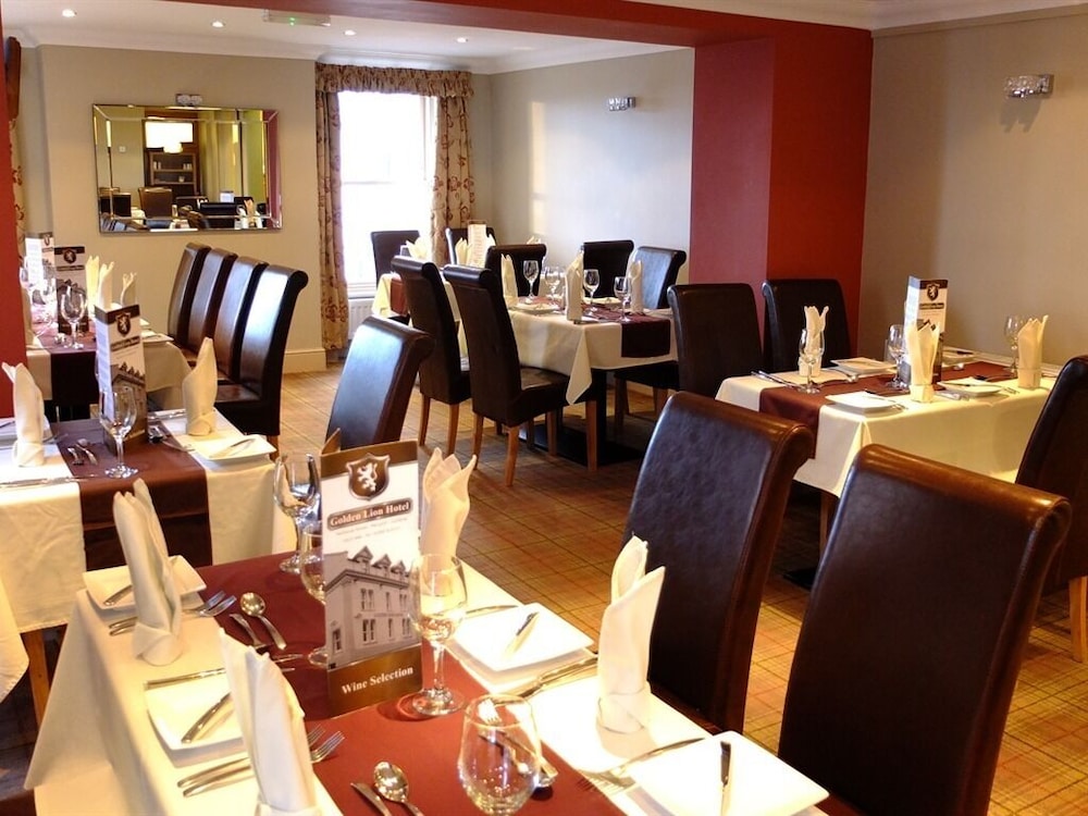 The Golden Lion Hotel 13/17