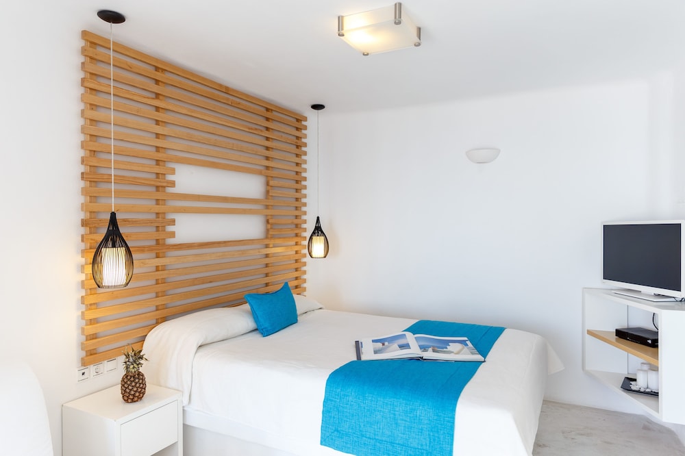 Junior Suite, Double Bed, Caldera and Sea View, Sofa