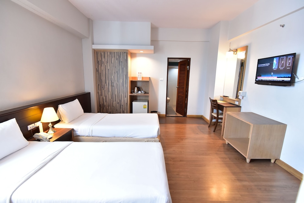 ALOHA HOTEL HAT YAI 20/66