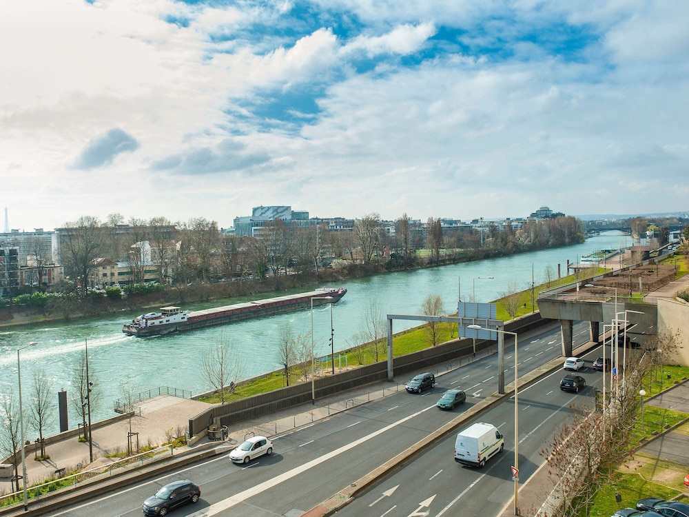 Ibis Paris La Defense Courbevoie 25/49