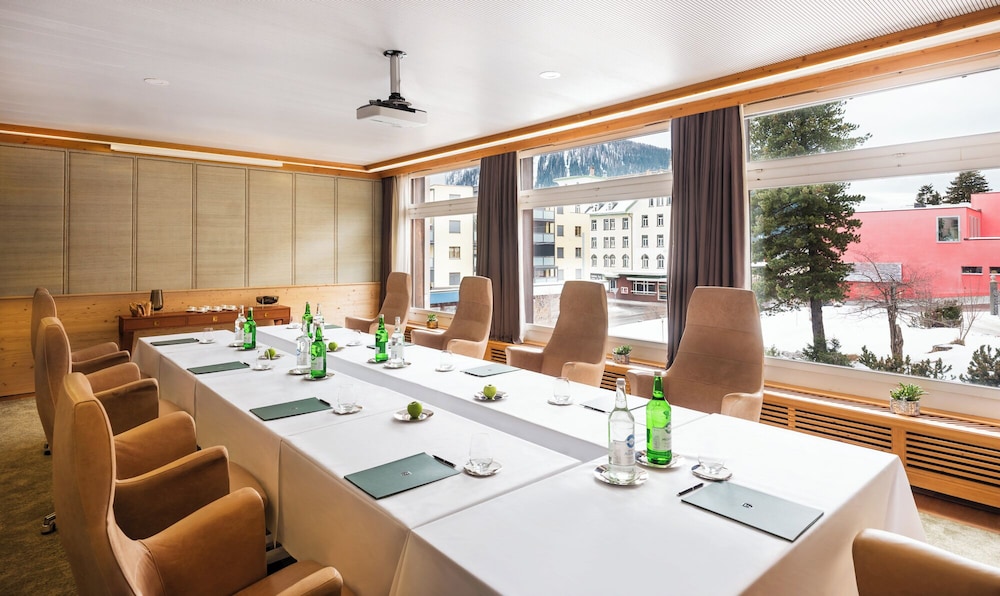 Hotel Fluela Davos 32/48