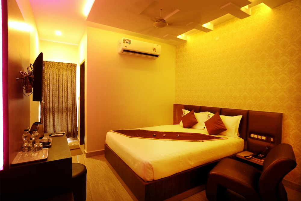Hotel Sai Krish Grand 28/50