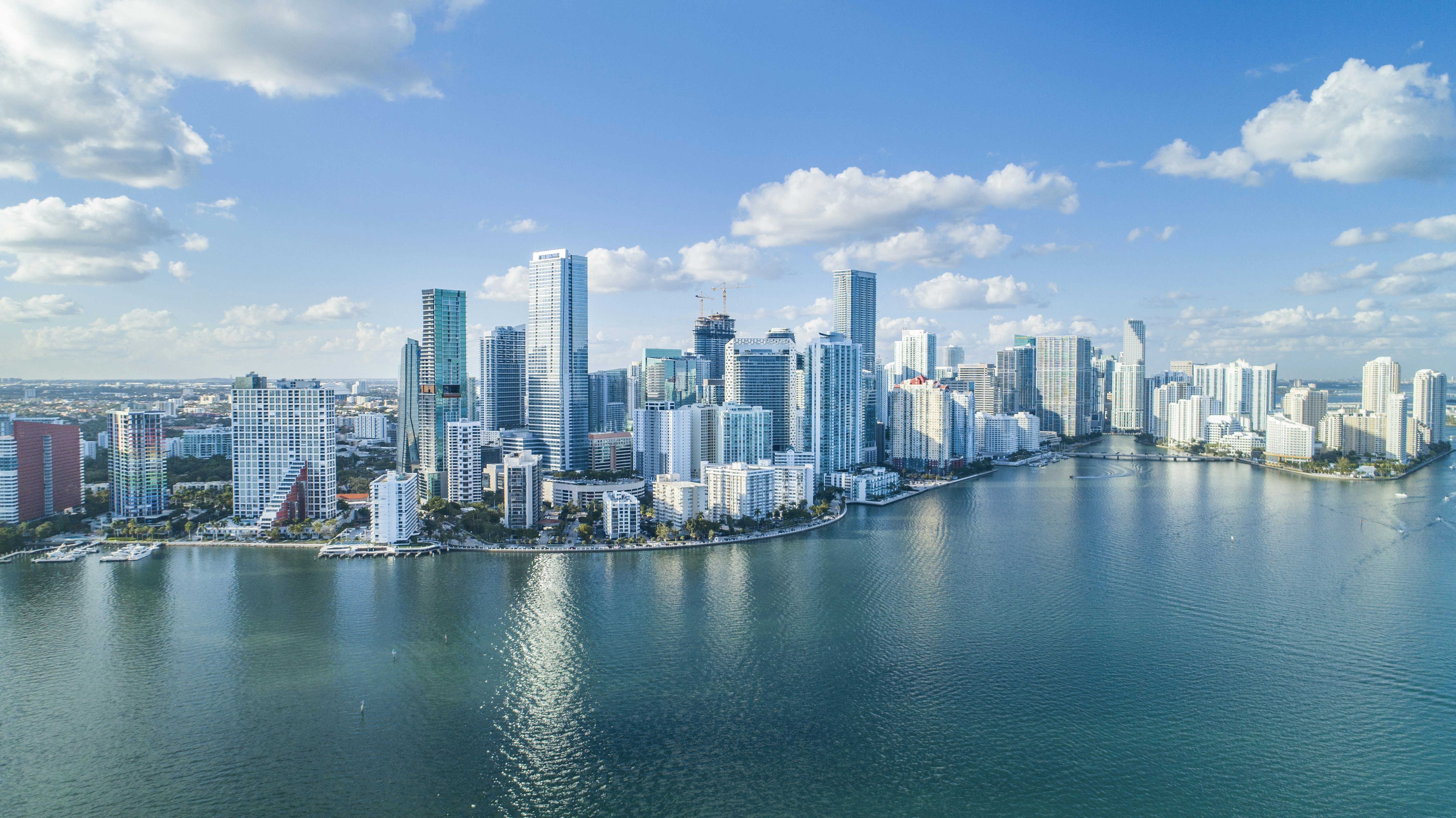 Hotel Indigo Miami Brickell 68/77