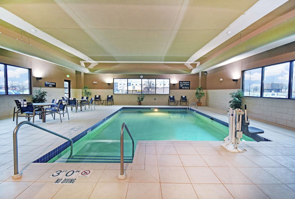 Hampton Inn Beloit 29/56