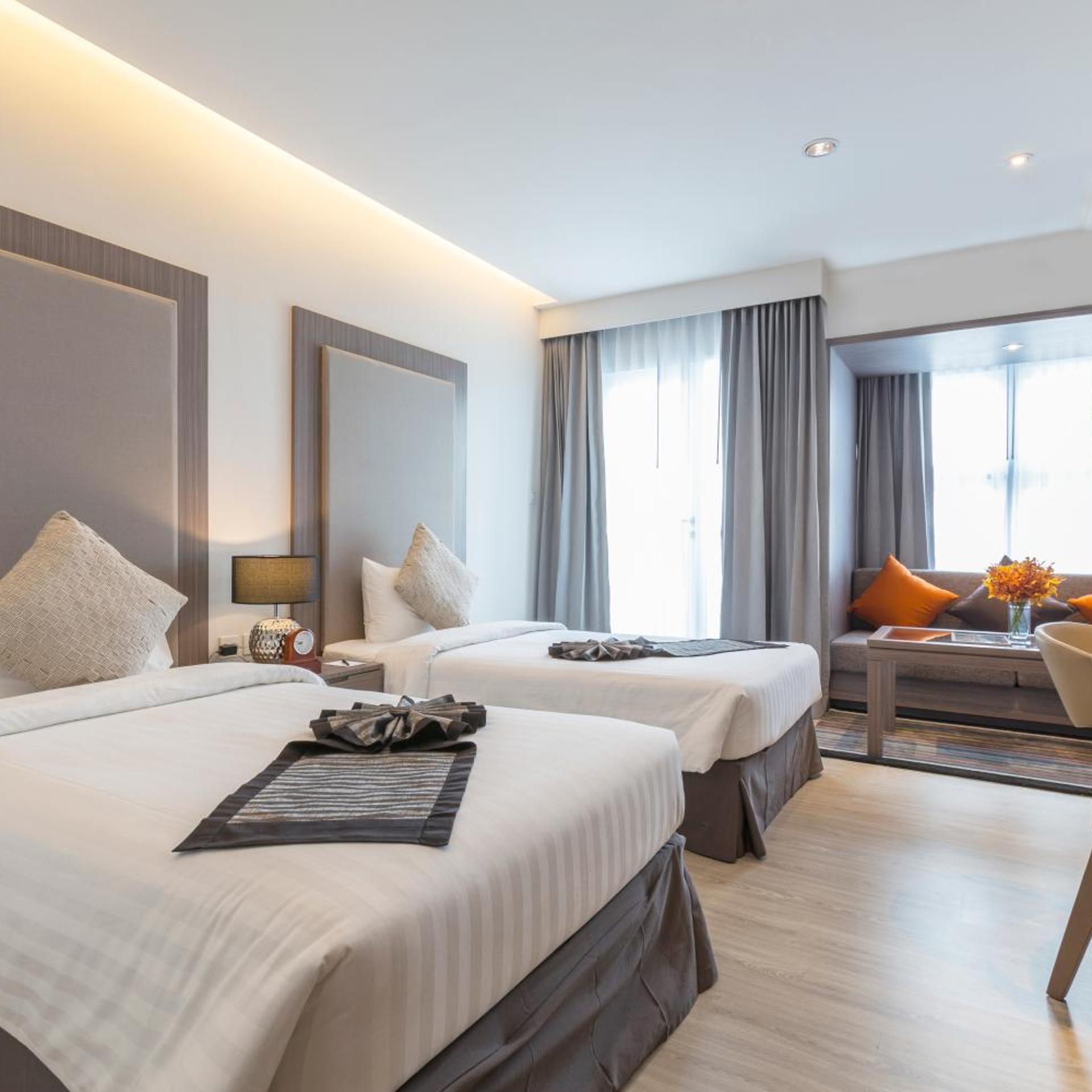 Deluxe, Double or Twin Bed