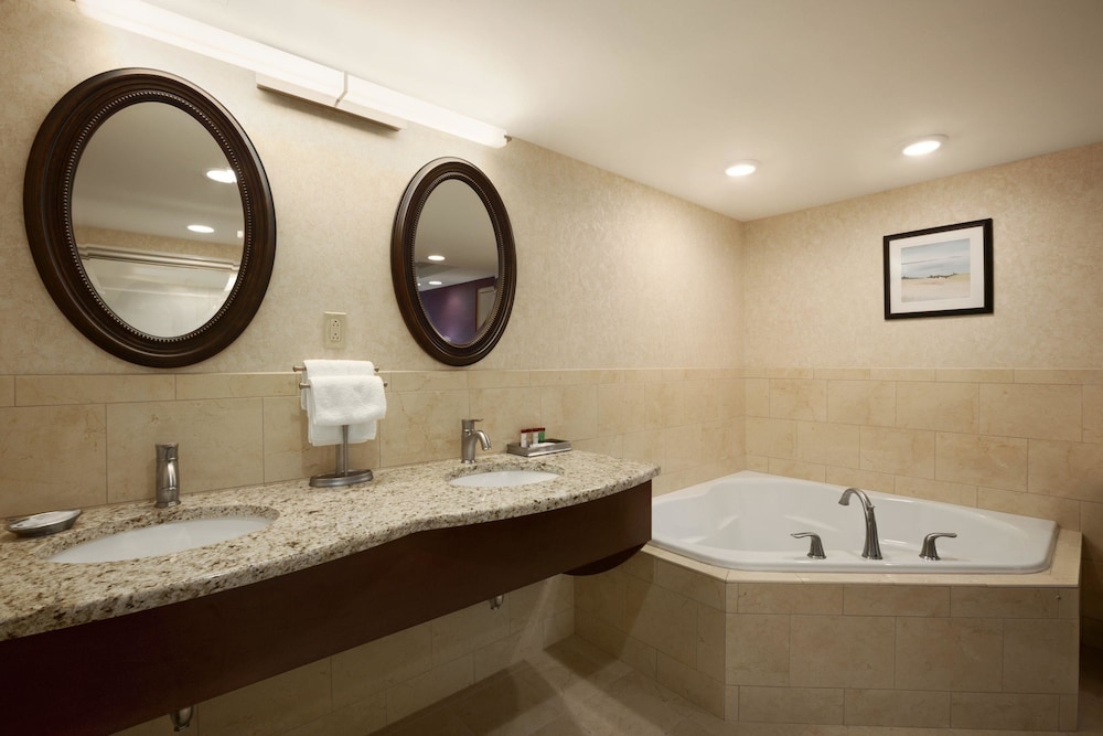 Bangor Grande Hotel and Conference Center 27/58