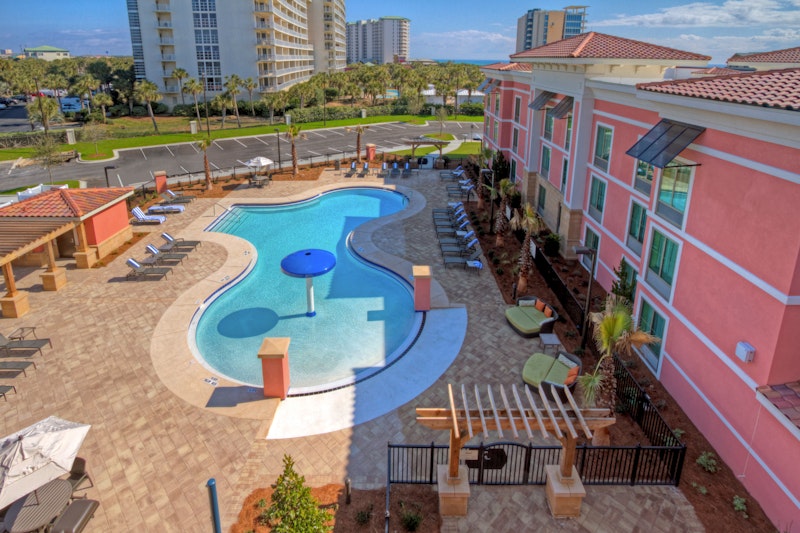 Hampton Inn & Suites Destin 66/69