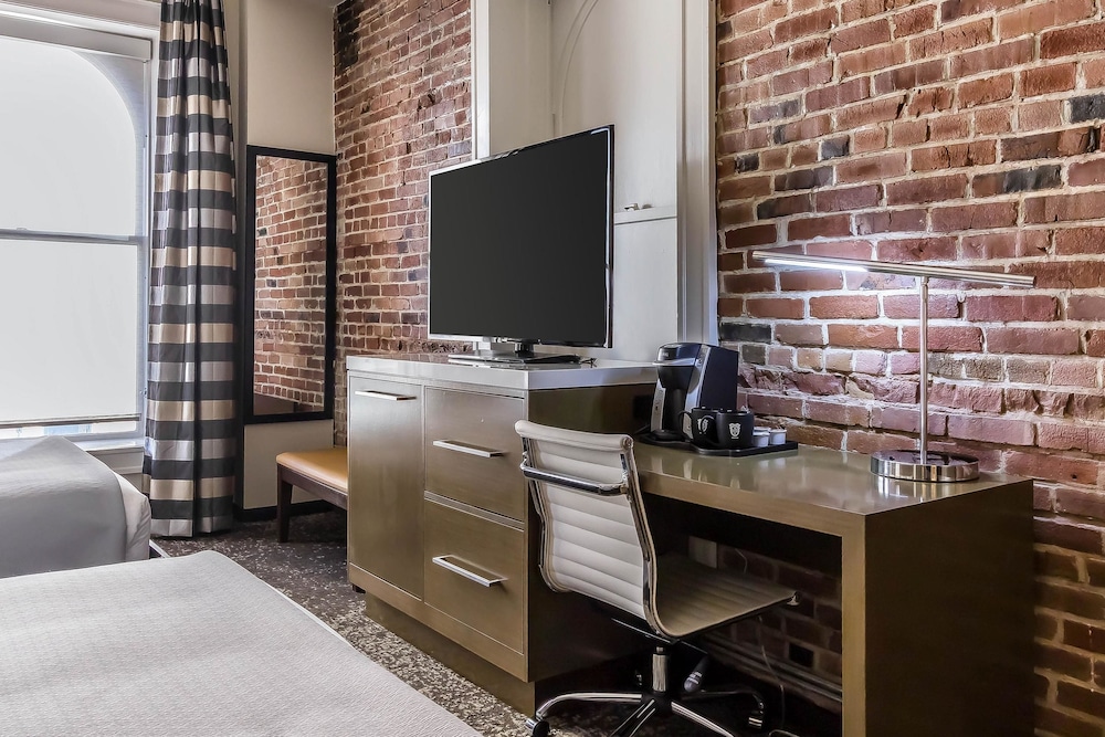 Voco Hotel Napoleon Downtown Memphis 34/40