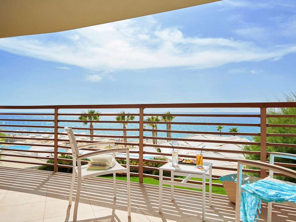 Capovaticano Resort Thalasso Spa in RICADI