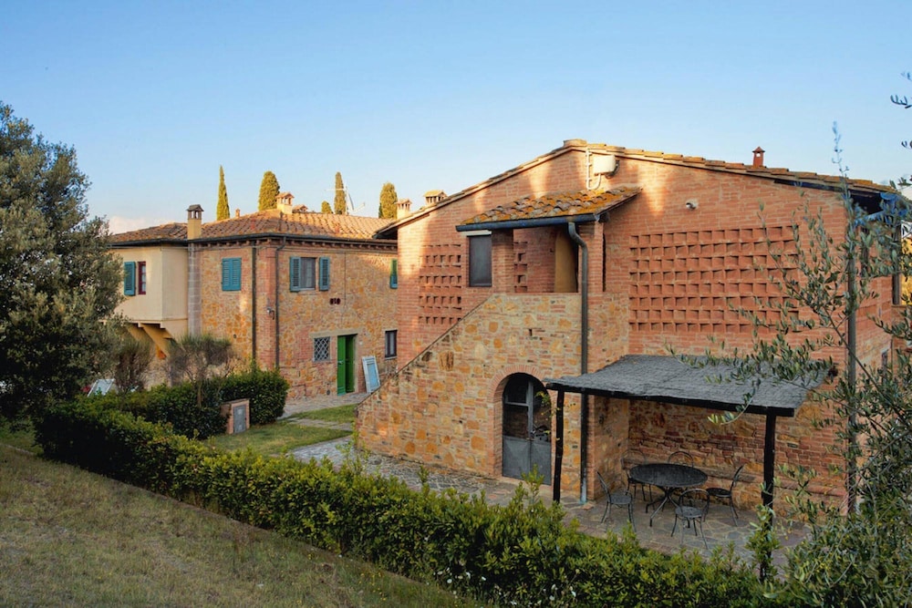 Castellare Di Tonda Resort Spa in MONTAIONE