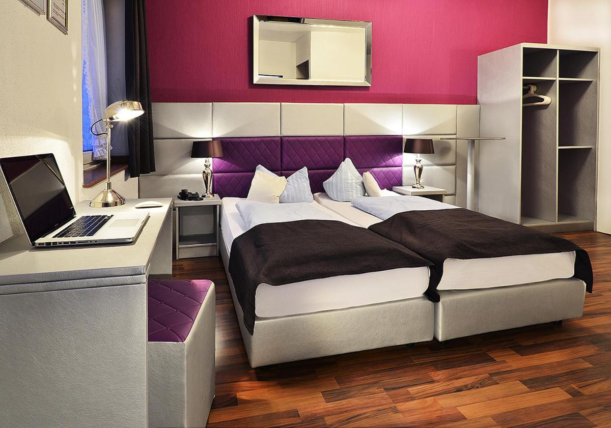Hotel Am Wehrhahn 12/19