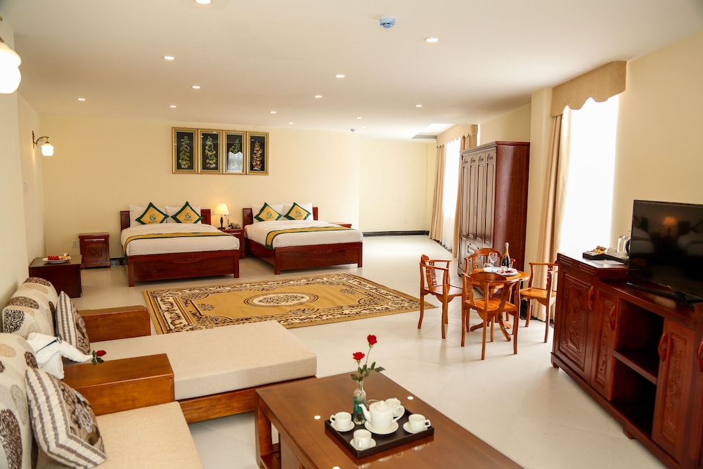Thuy Hoang Nguyen Hotel Resort & Spa 57/75