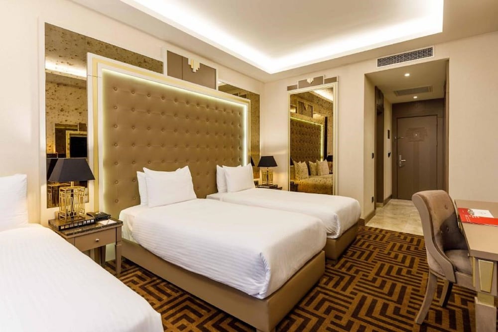 Ramada By Wyndham Istanbul Golden Horn 11/58