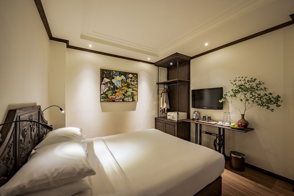 Amanaki Saigon Boutique Hotel 37/80