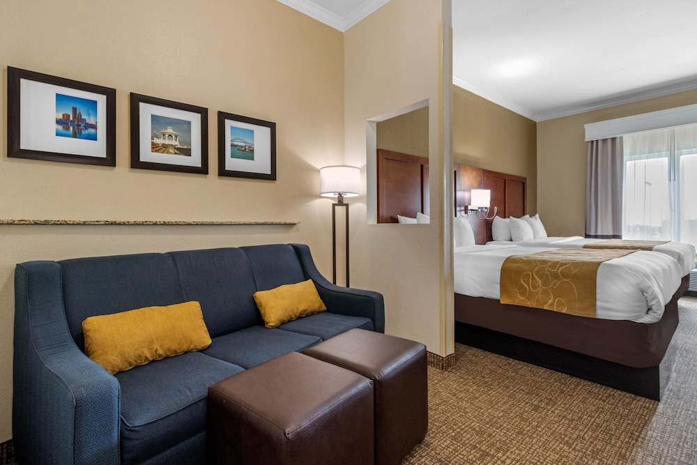 Comfort Suites Corpus Christi Central 12/34