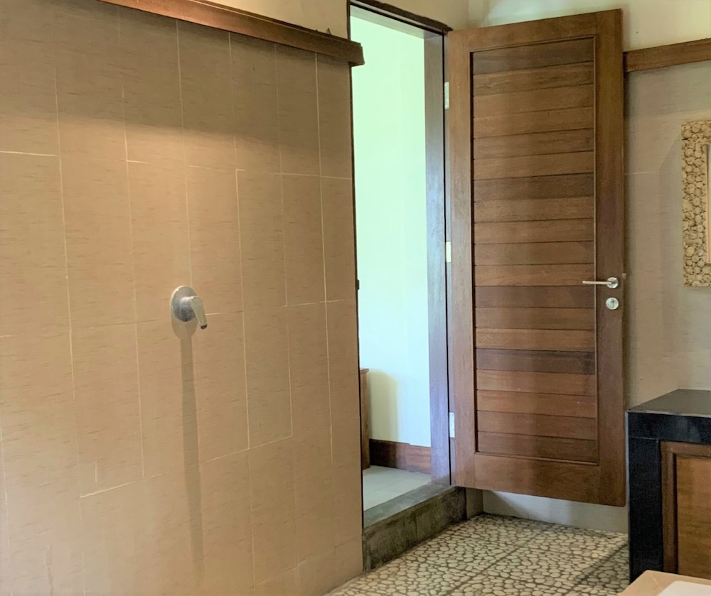 Bagiya Suites & Villas 35/47