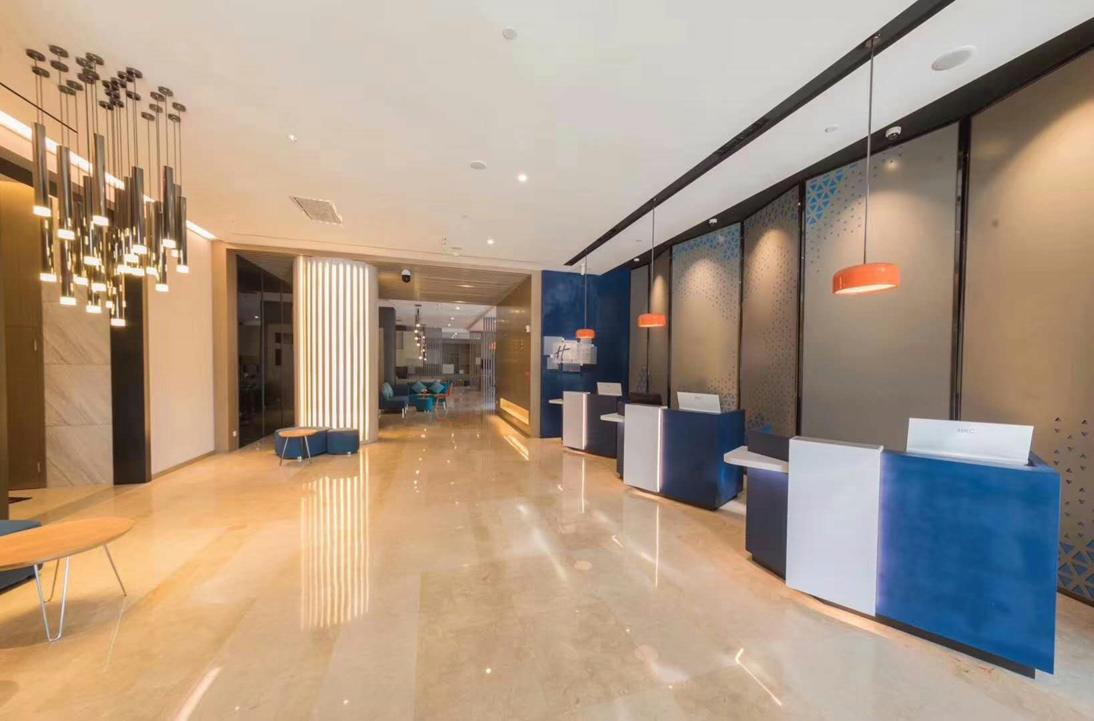 Holiday Inn Express Xichang City Center 5/47