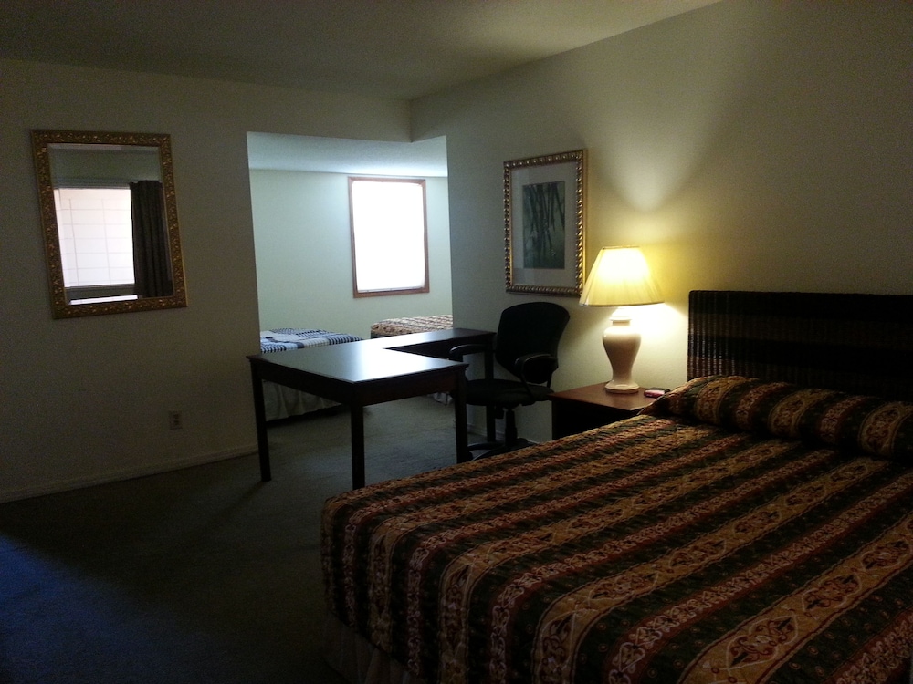 Shelton Inn 13/51