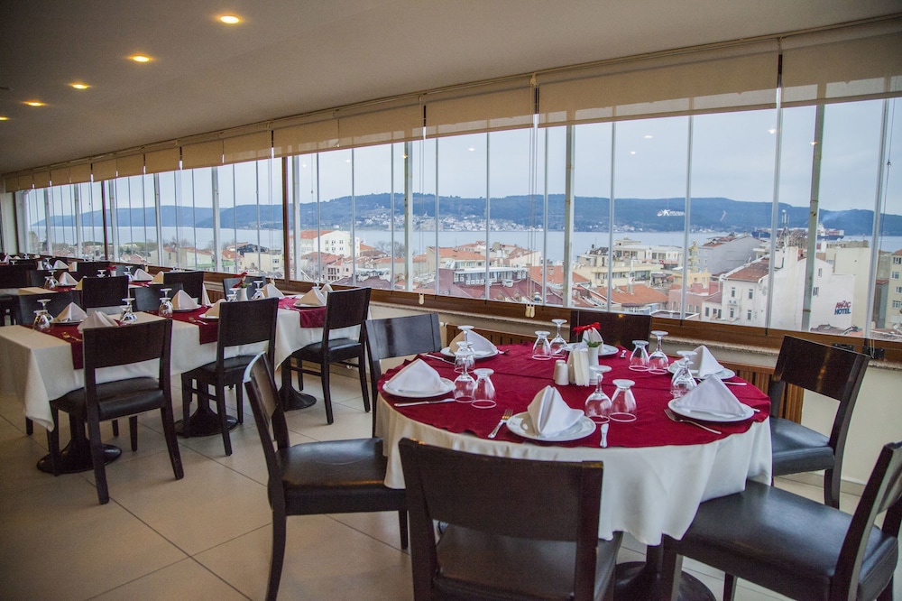 Canak Hotel 38/61