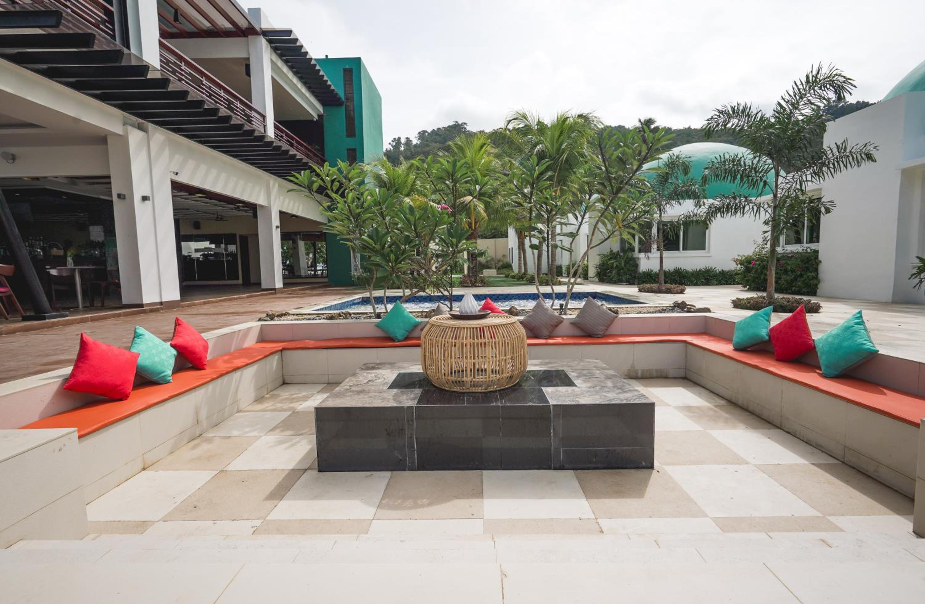 El Nido Greenwoods Beach Resort 42/50