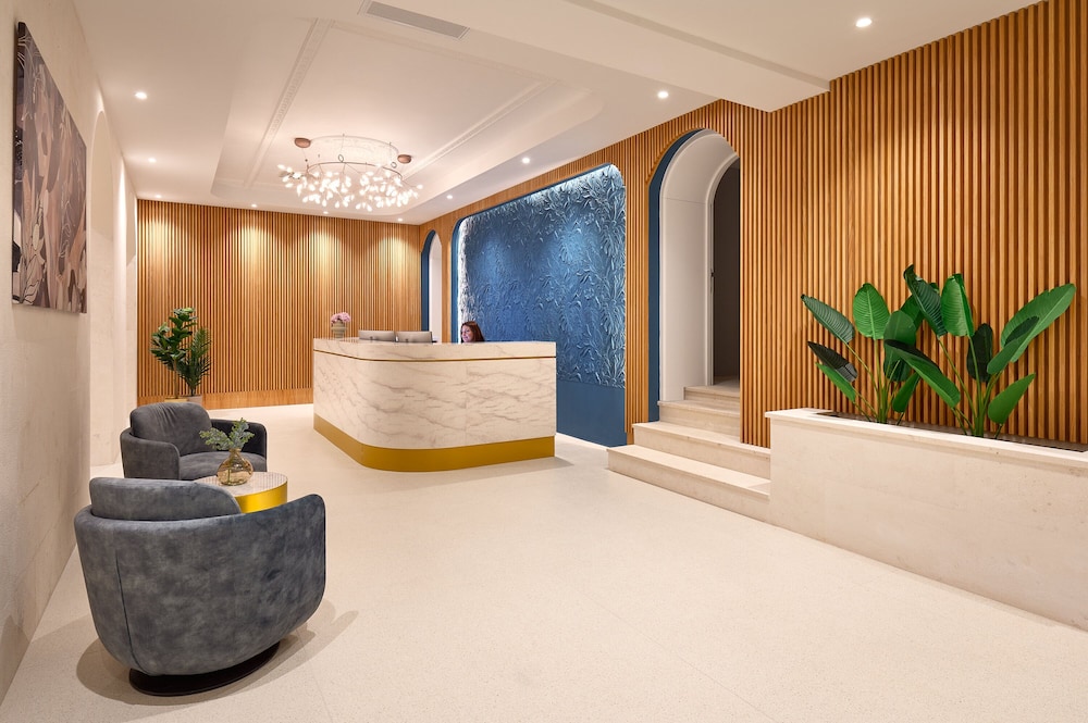 lobby