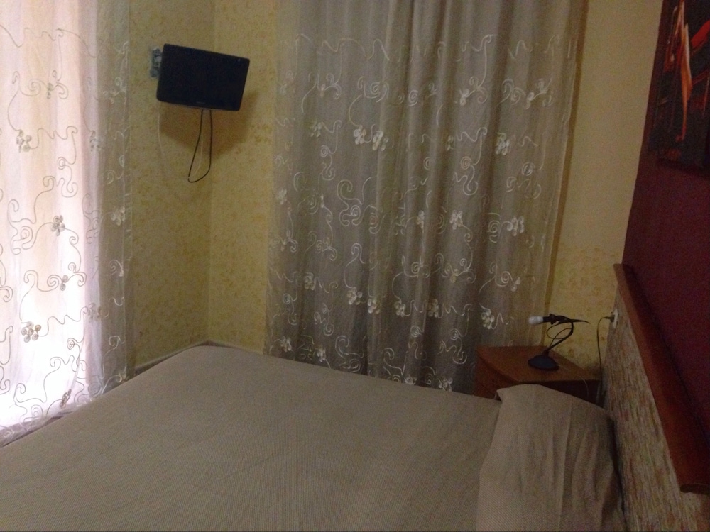 Hotel Poker 23/33