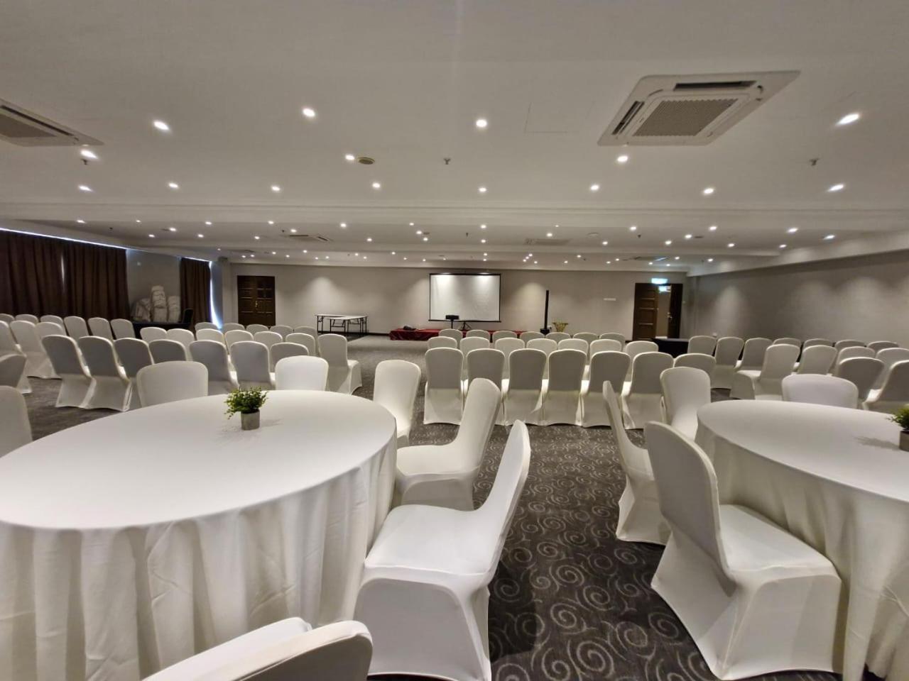 Kingston Hotel 17 AT Dataran Pahlawan 18/29