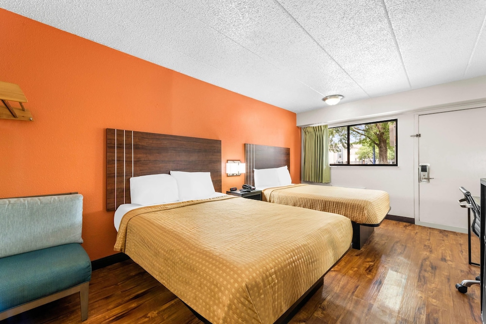 ROOM, 2 DOUBLE BEDS, ACCESSIBLE