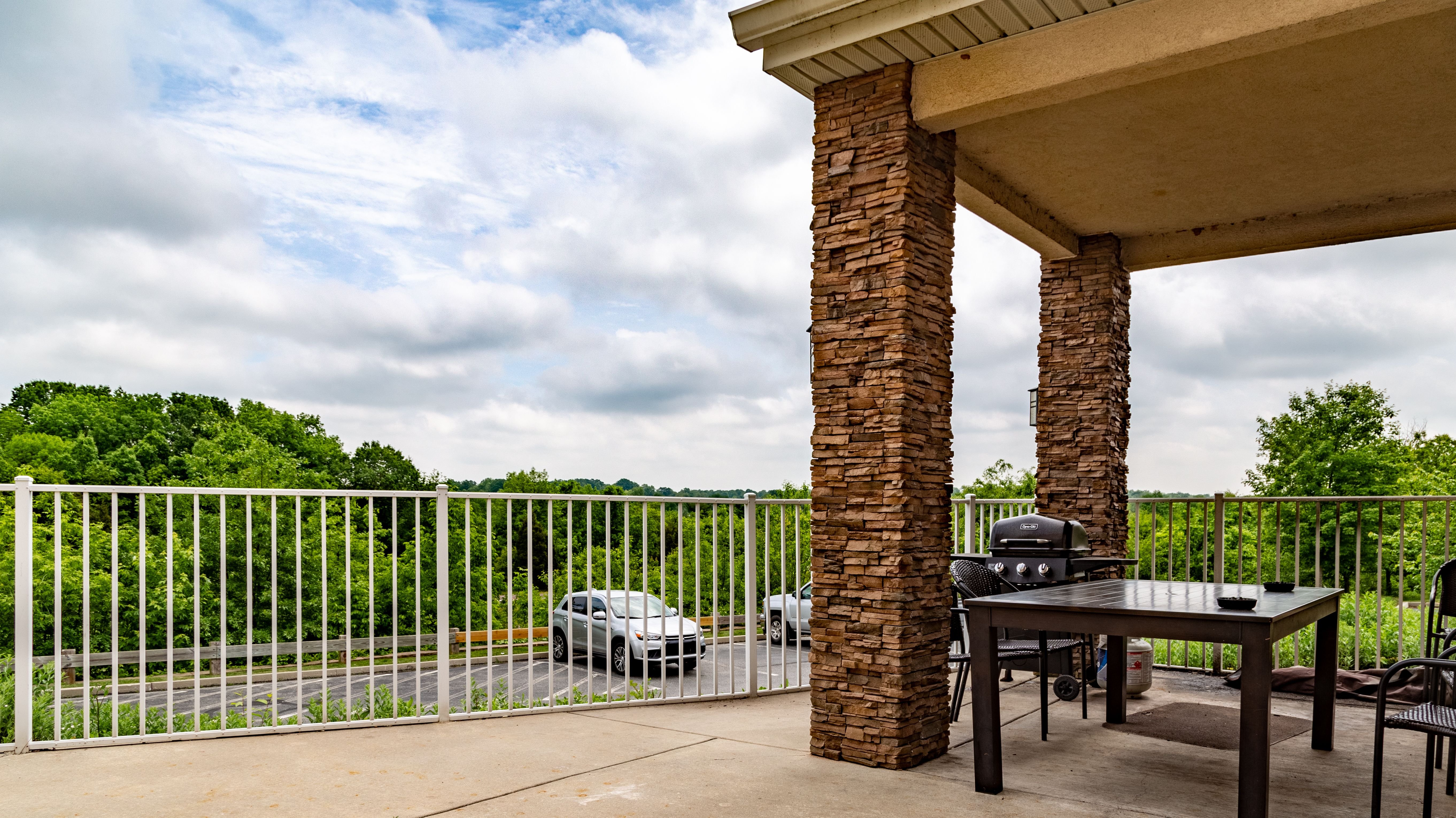 Staybridge Suites Philadelphia Valley Forge 422 24/24