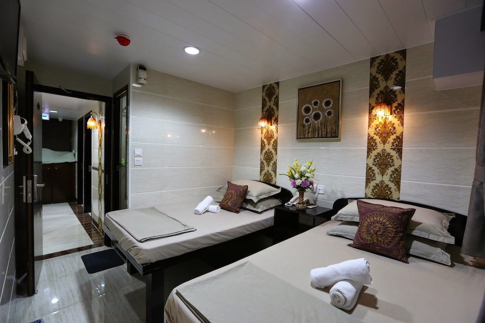 Asia Inn 28/39