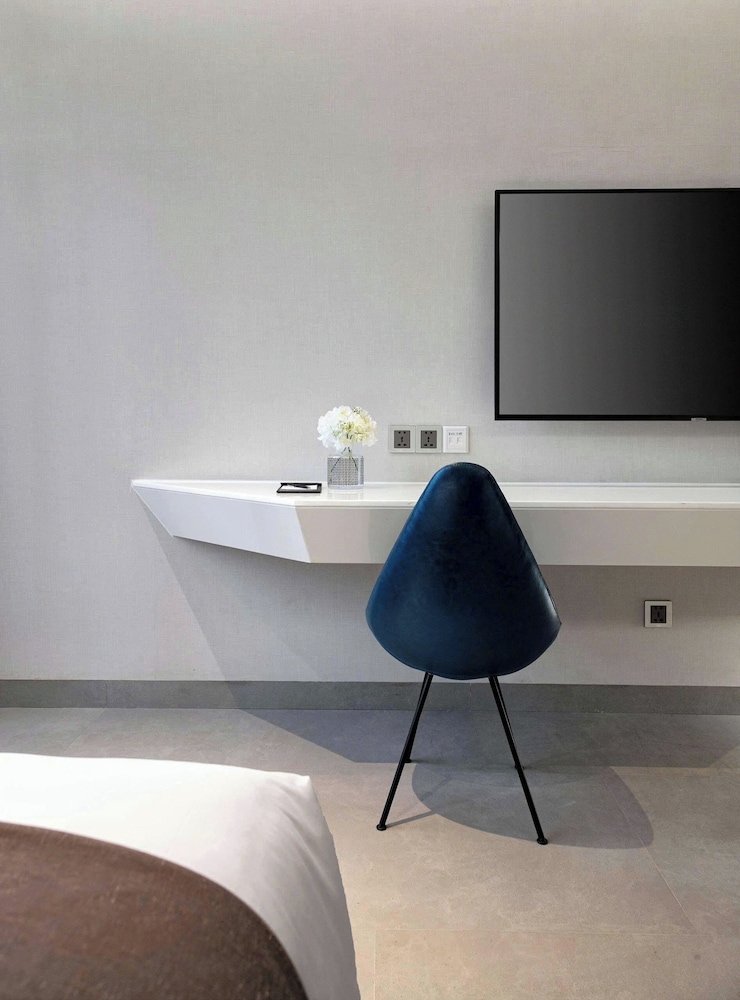 M Hotel Saigon 58/70