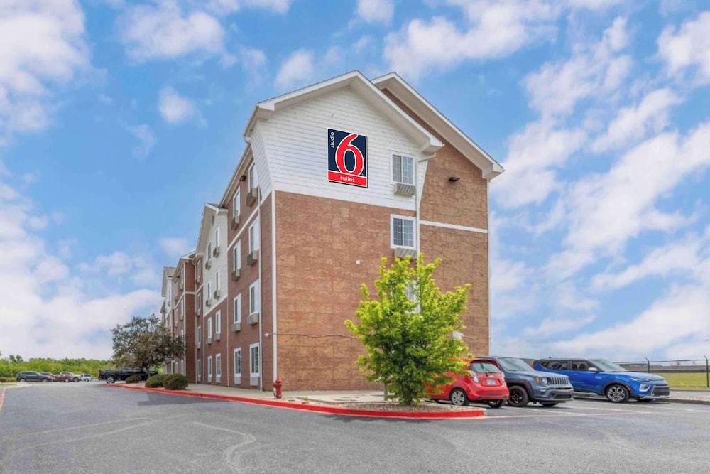 Studio 6 Extended Stay Oklahoma City Norman OK 43/49