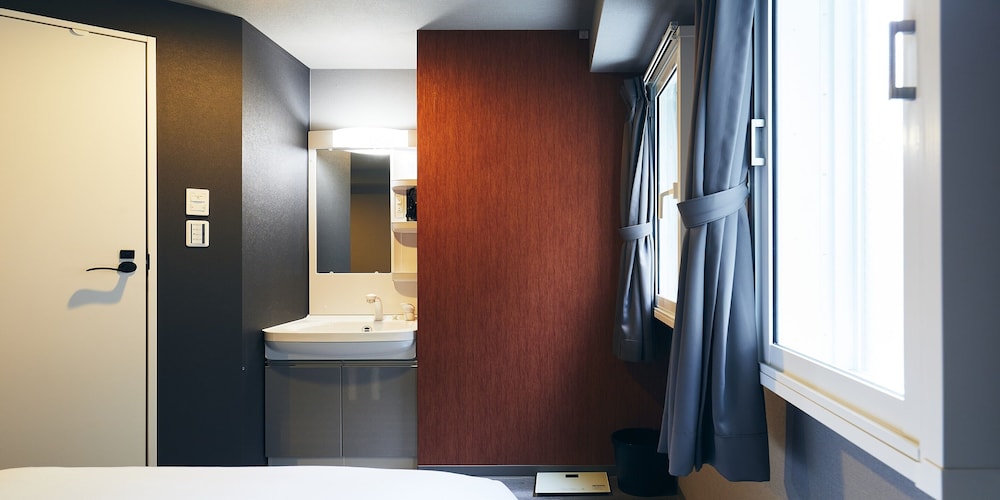 Hotel Pivot Shin-Imamiya Ekimae Osaka 28/31
