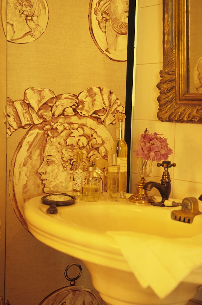 Jardins Secrets Hotel Nimes 10/40