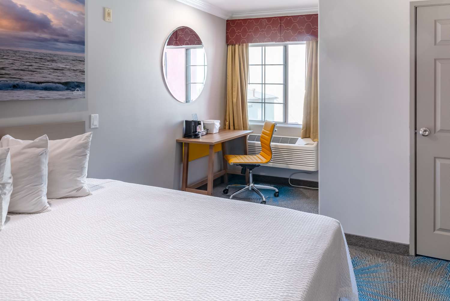 Days Inn by Wyndham Santa Monica 33/45