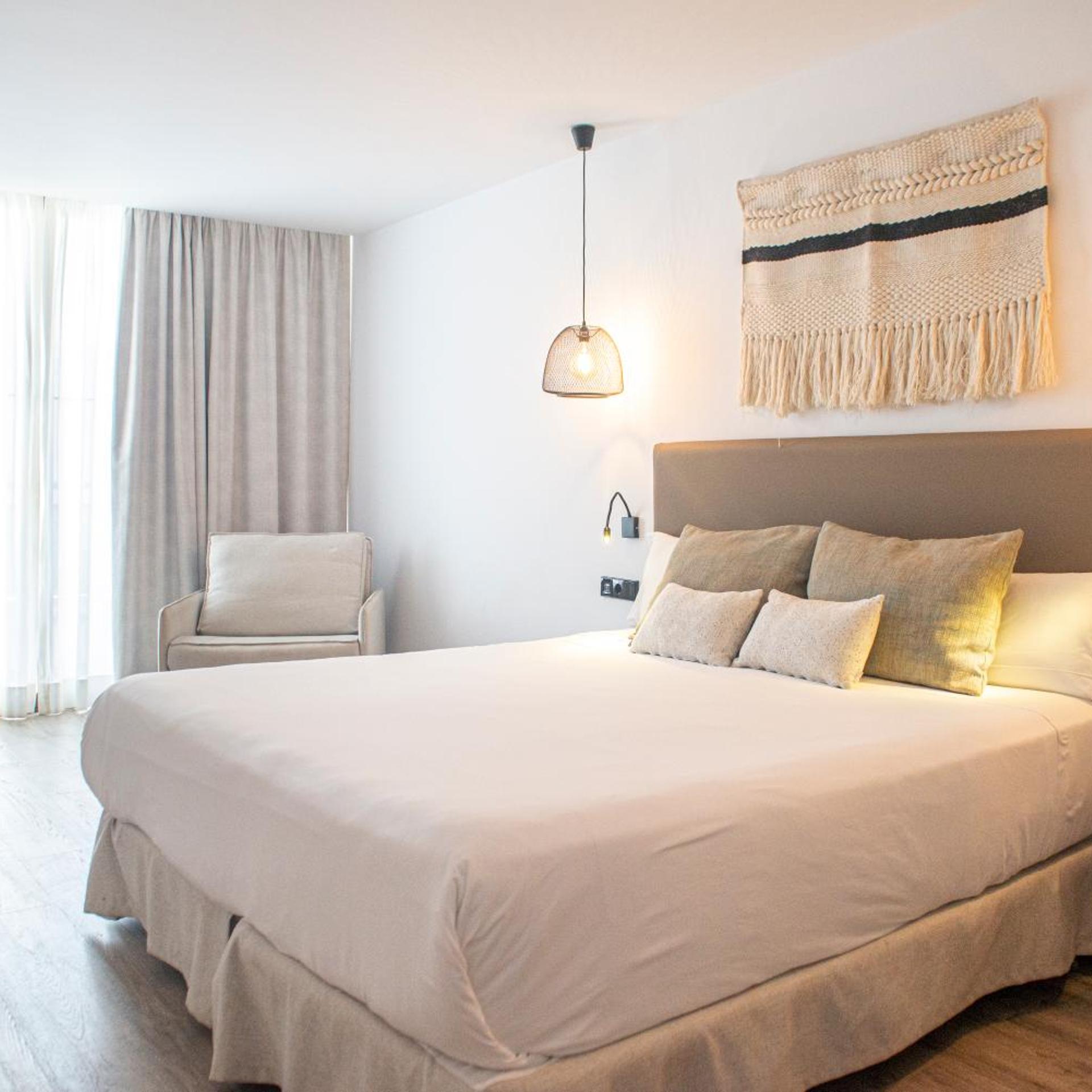 Plus, Double Bed, Sea View, Sofa