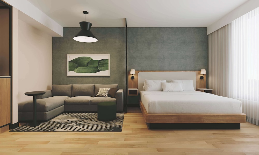 Hyatt Place Montreal Airport 16/50