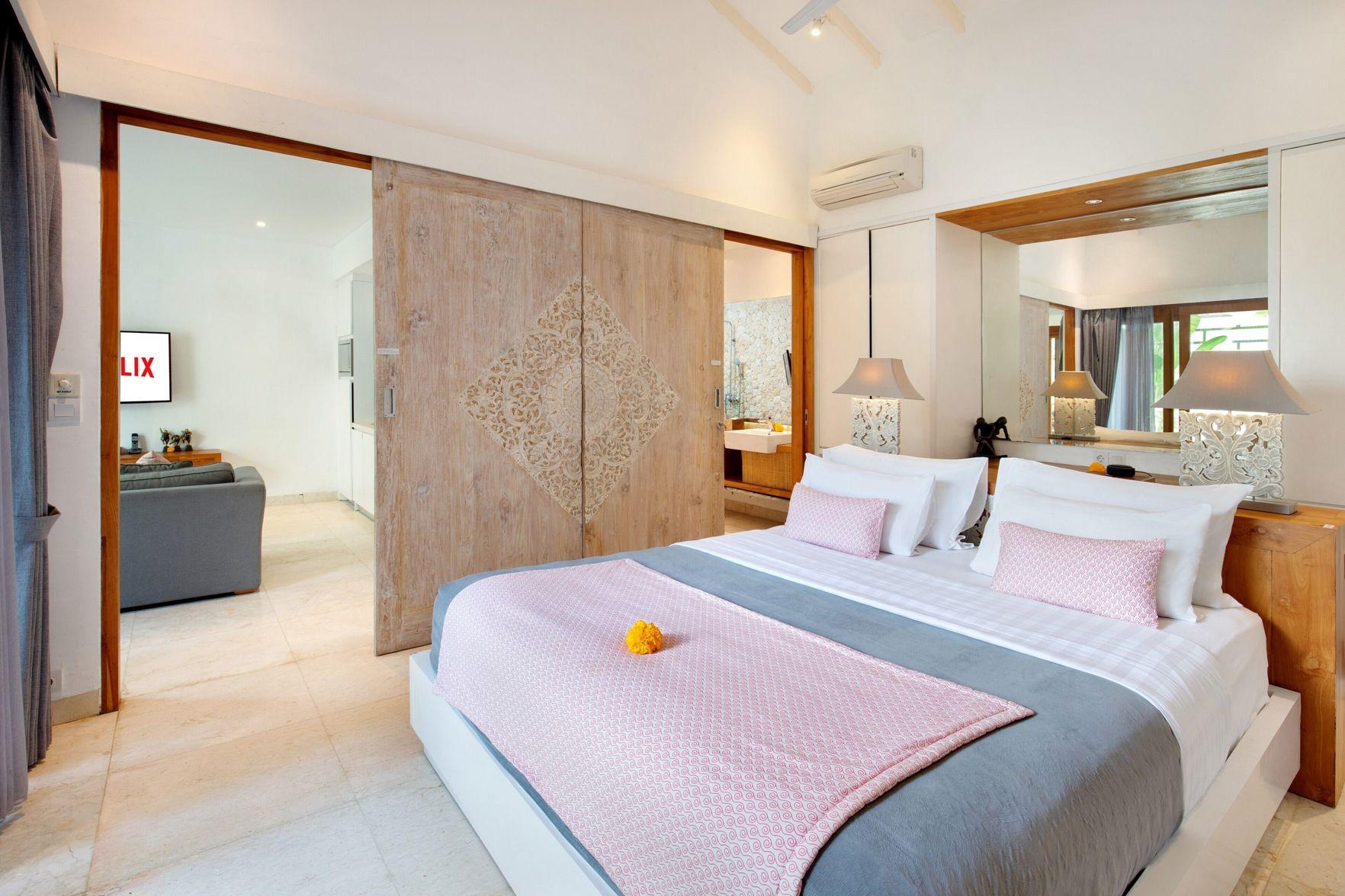 1 BEDROOM, POOL, VILLA
