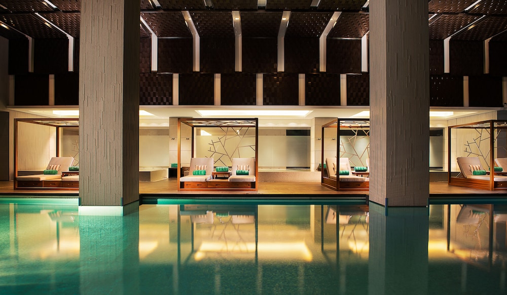 Lobby at Banyan Tree Shanghai On The Bund Hotel, SHANGHAI