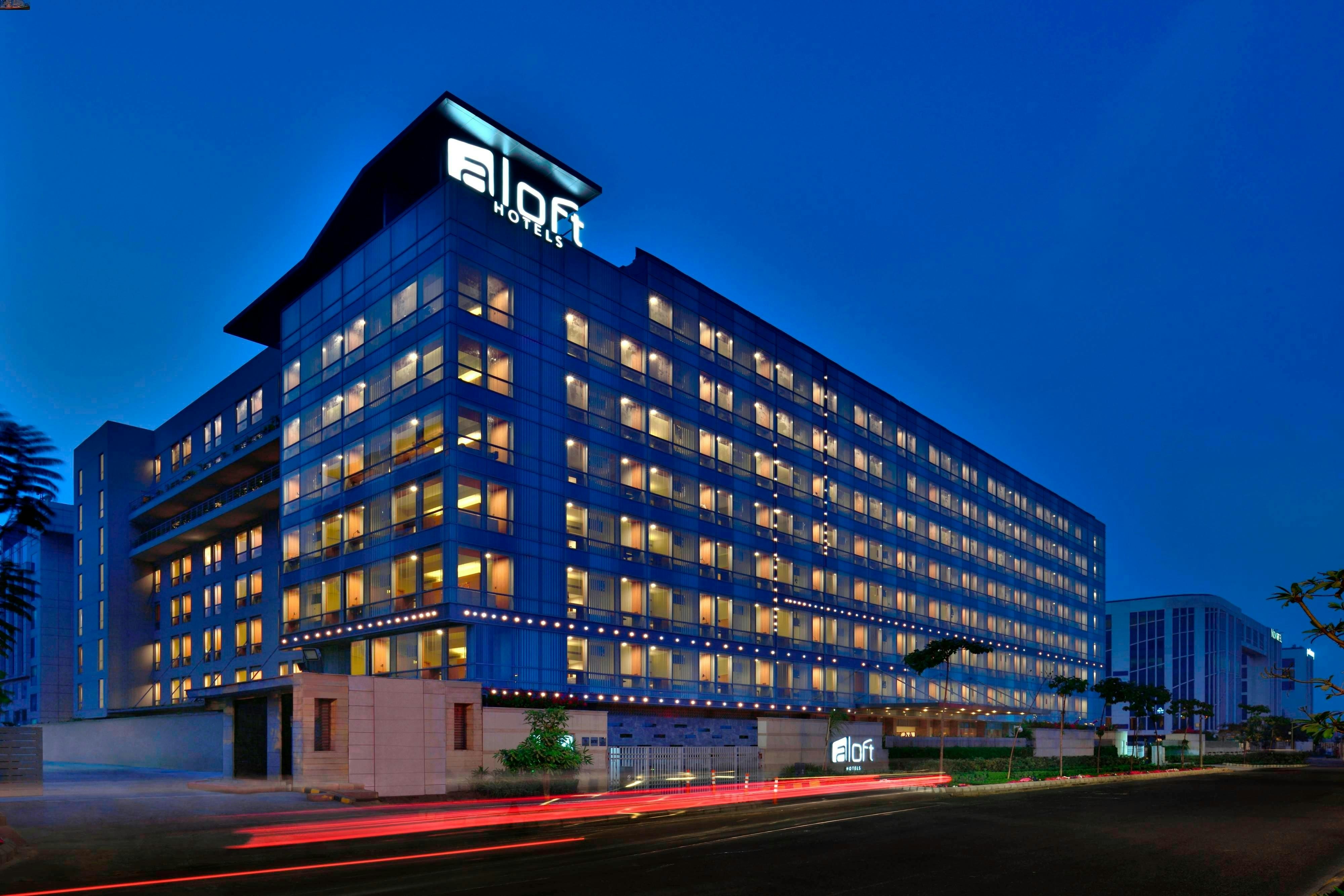 Aloft New Delhi Aerocity 2/35