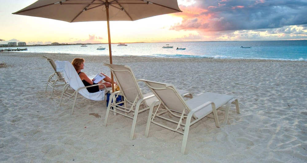 The Tuscany on Grace Bay 18/30